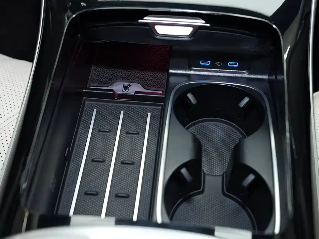 Mercedes-Benz S-Class 2023 — фото 17