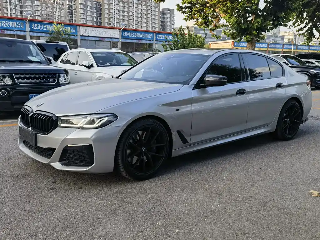BMW 5 Series 2021
