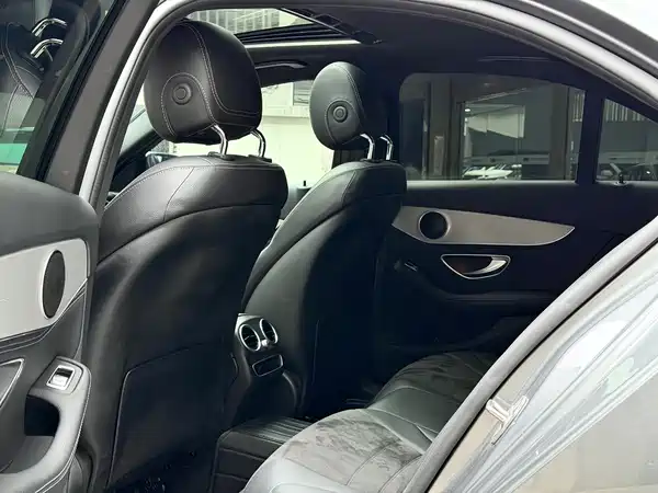 Mercedes-Benz C-Class 2020