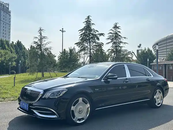 Mercedes-Benz Maybach S-Class 2015