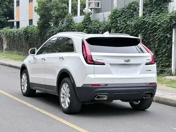 Cadillac XT4 2021