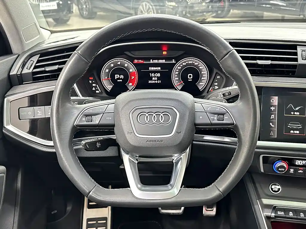 Audi Q3 2023 — фото 20