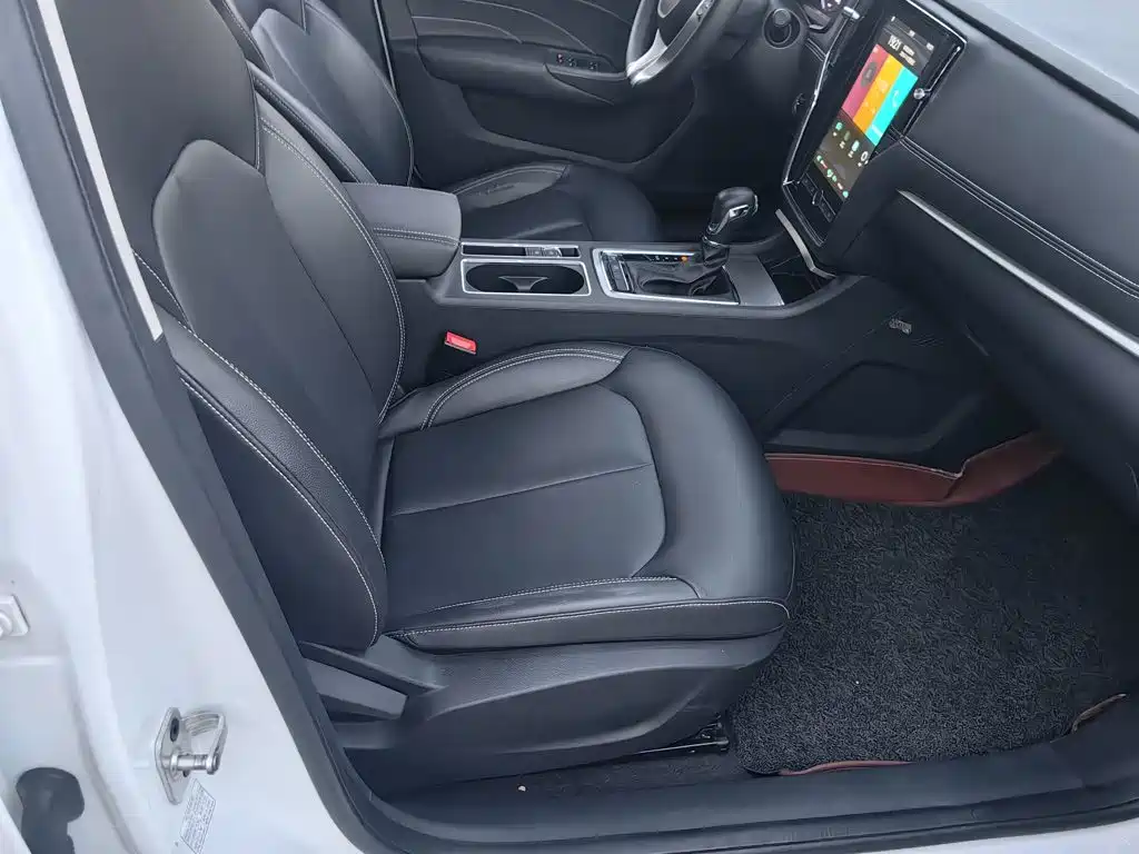 Roewe i6 Classic 2019 — фото 13
