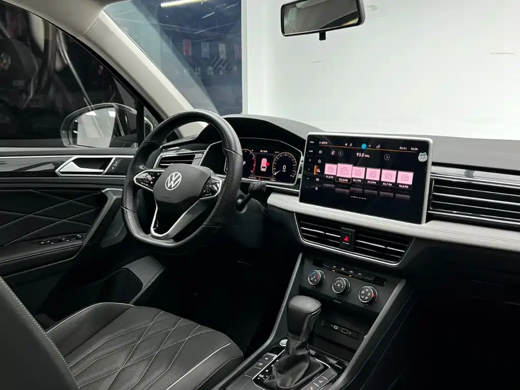 Volkswagen Tiguan L 2022 — фото 19