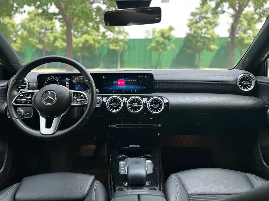 Mercedes-Benz A-Class 2022 — фото 5