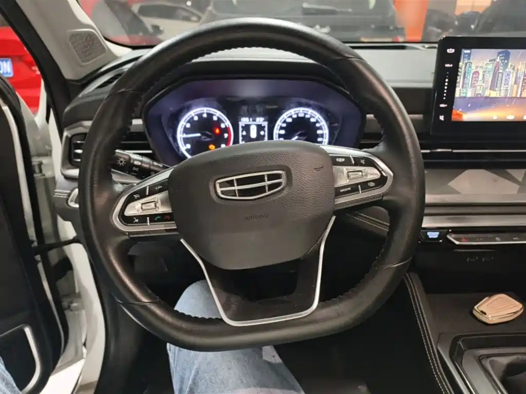 Geely Vision X6 2023 — фото 11