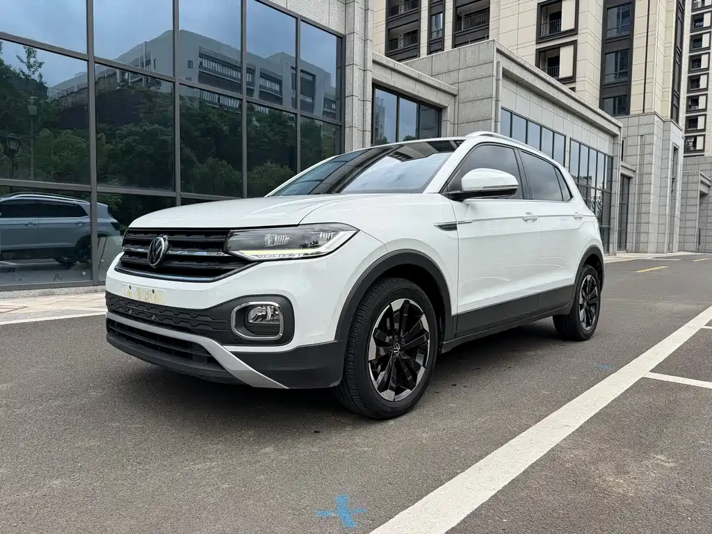Volkswagen Tacqua 2020