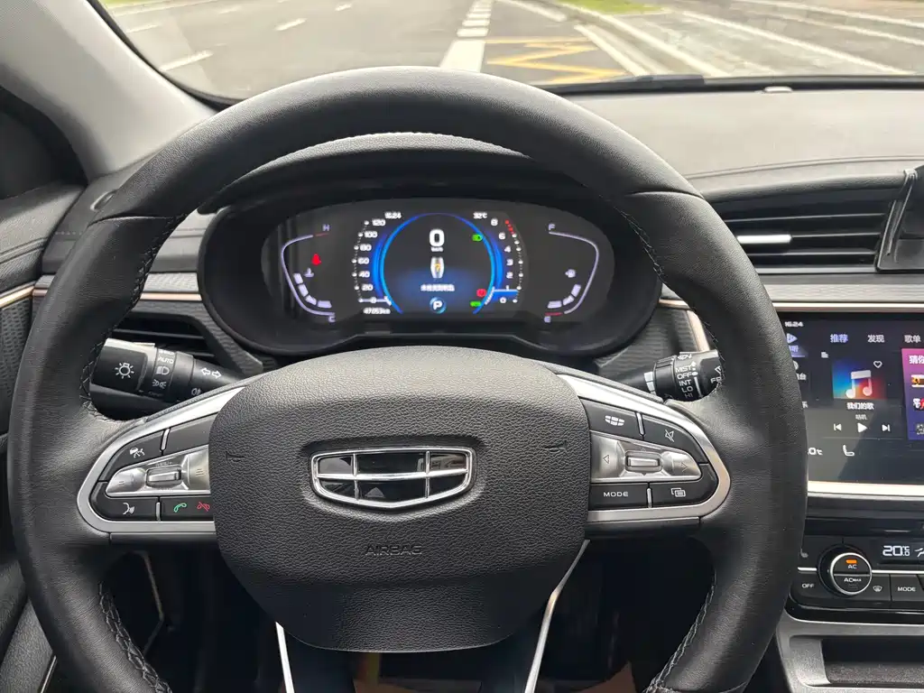 Geely Emgrand GL 2020 — фото 10