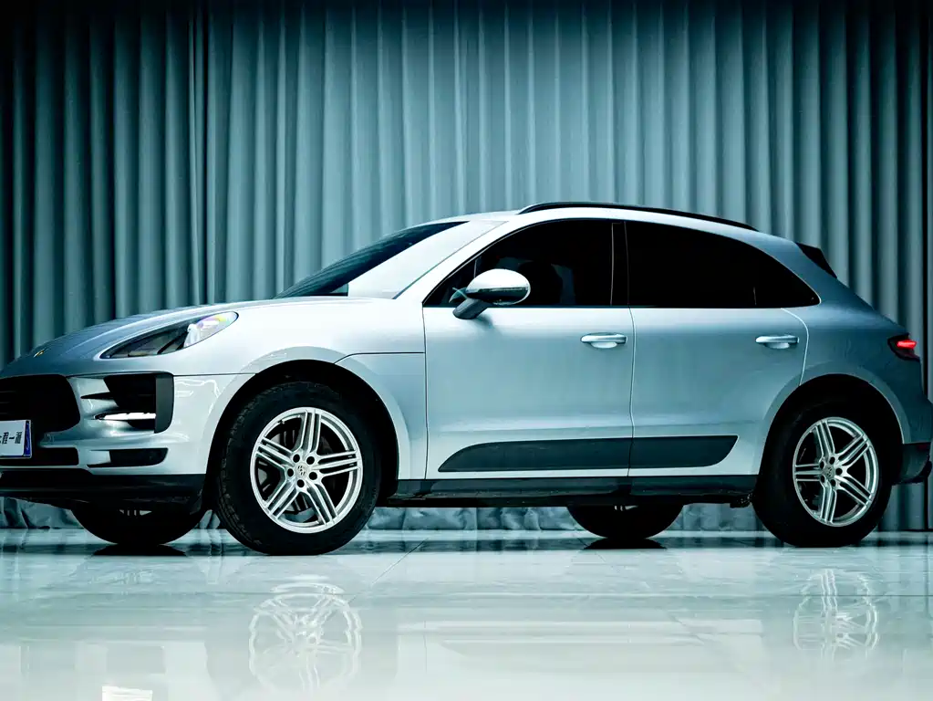 Porsche Macan 2022 — фото 12