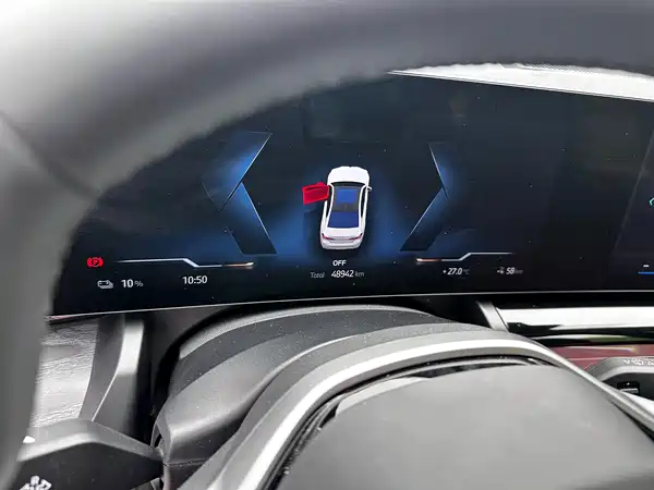 BMW i5 2025