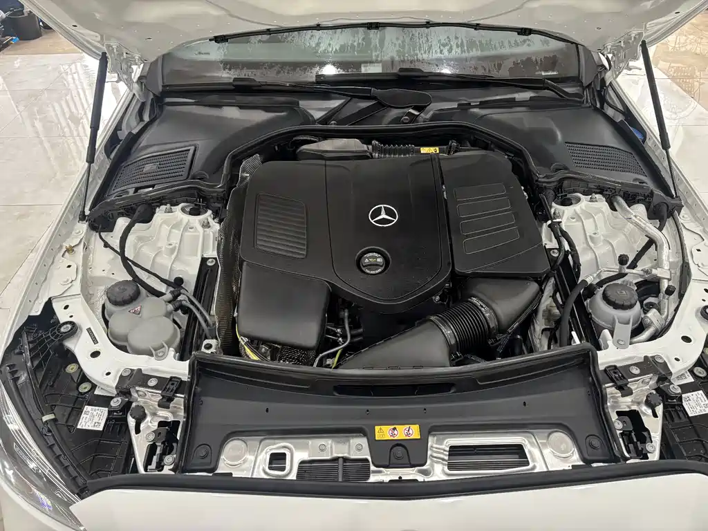 Mercedes-Benz C-Class 2025 — фото 31