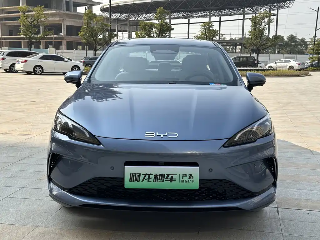 BYD Seal 05 DM-i 2025 — фото 2