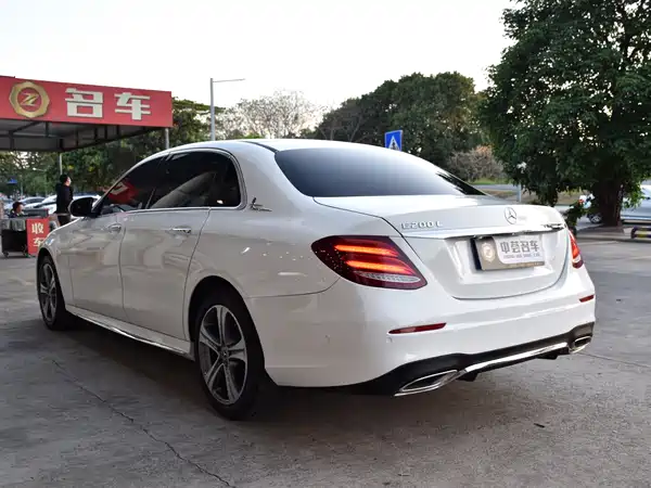 Mercedes-Benz E-Class 2018