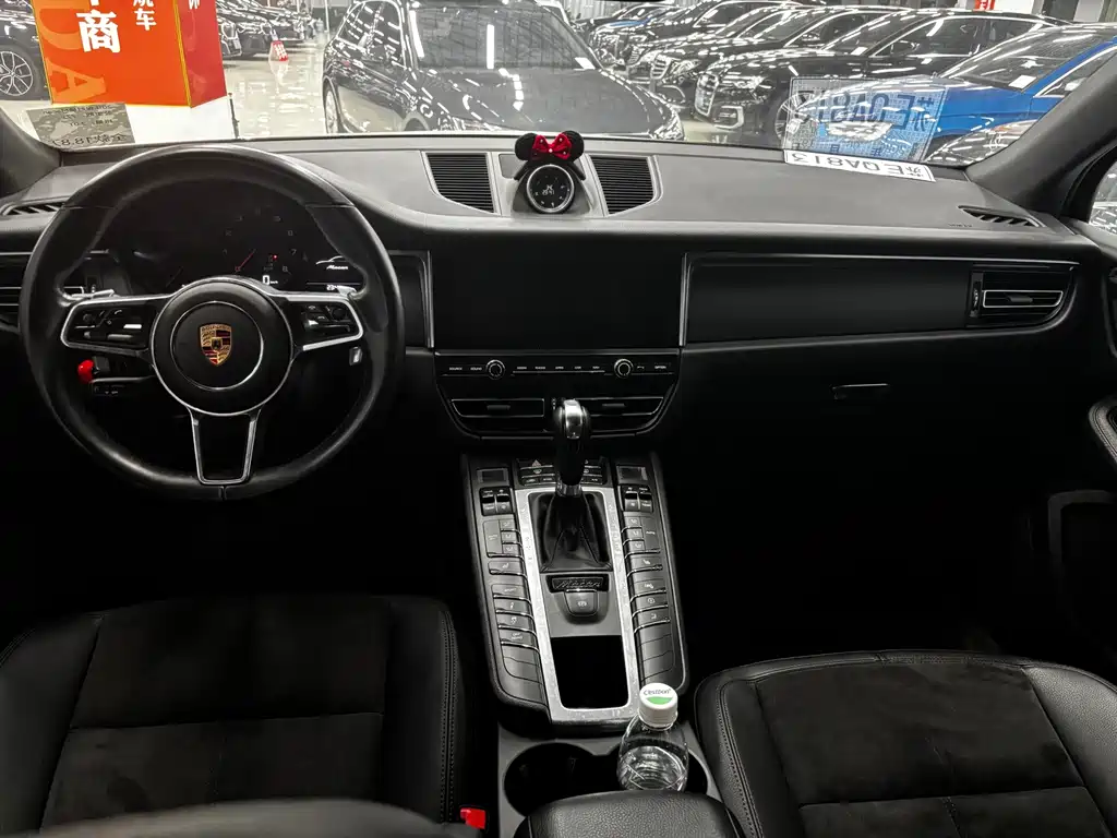 Porsche Macan 2020 — фото 6