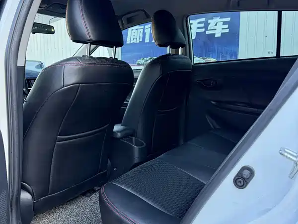 Toyota Yaris L 2016