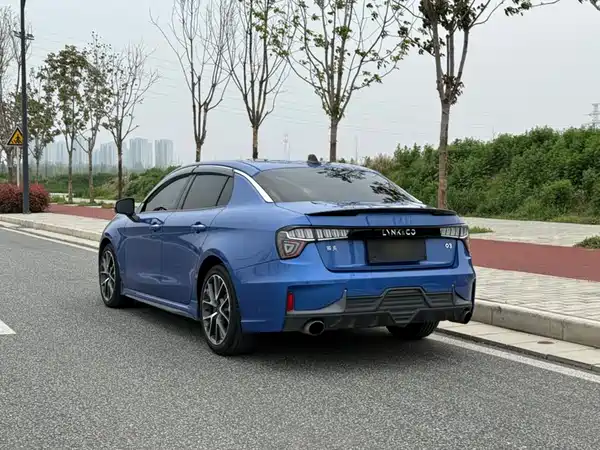 Lynk & Co 03 2019
