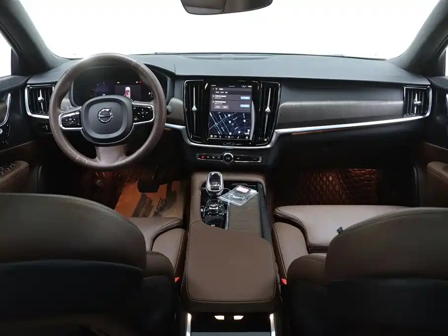 Volvo S90 2022 — фото 22