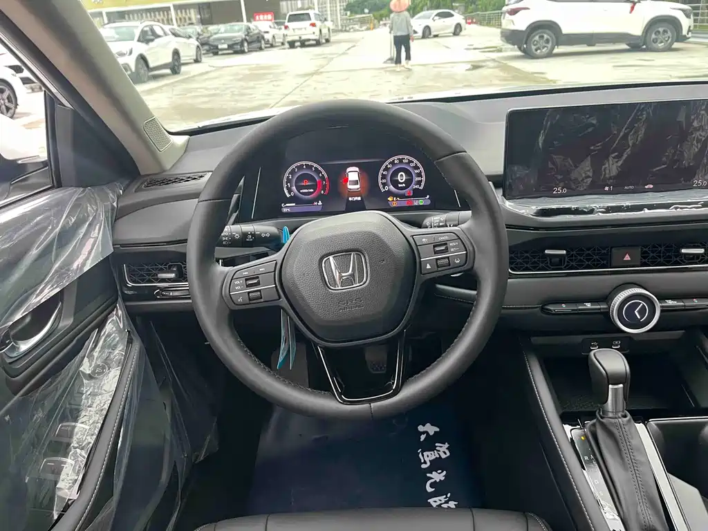 Honda Inspire 2026 — фото 9