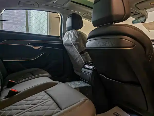 Audi A8 2025