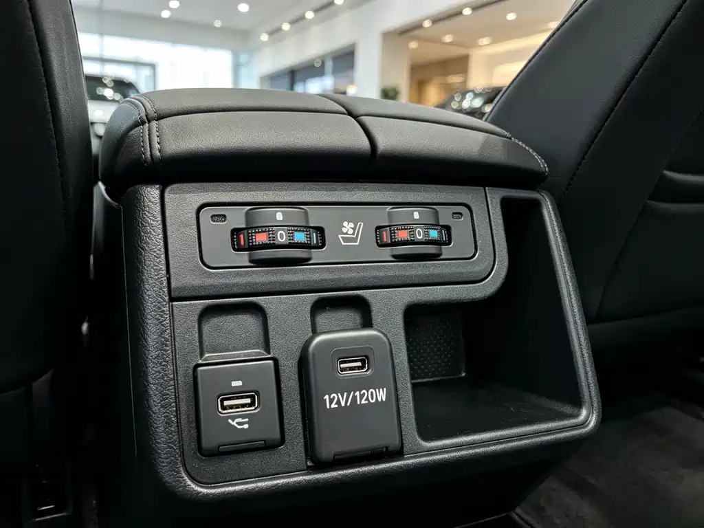 Toyota Prado 2019 — фото 16