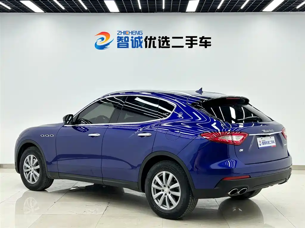 Maserati Levante 2018 — фото 21