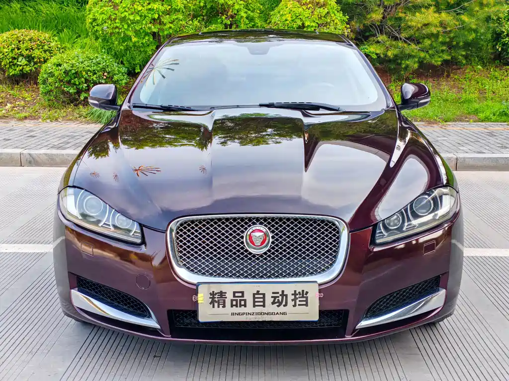 Jaguar XF 2015