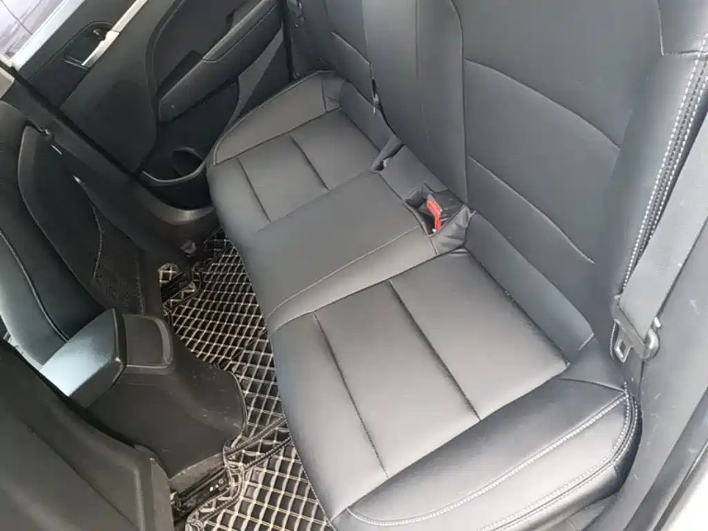 Hyundai Elantra 2018 — фото 17