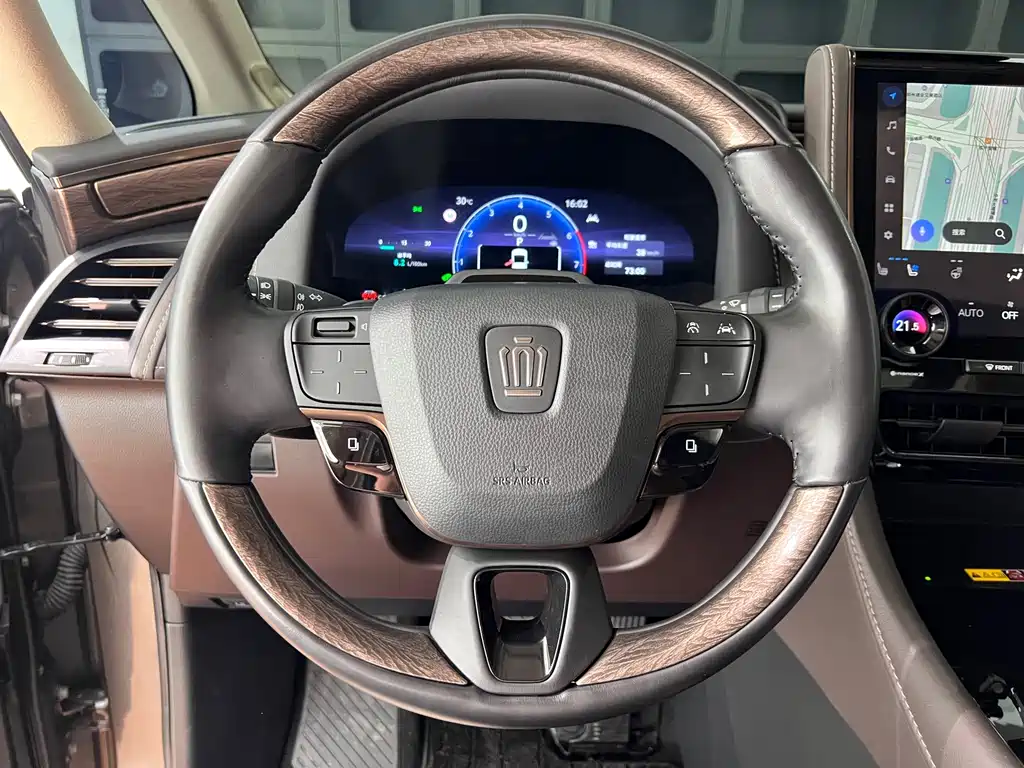 Toyota Vellfire 2025 — фото 21