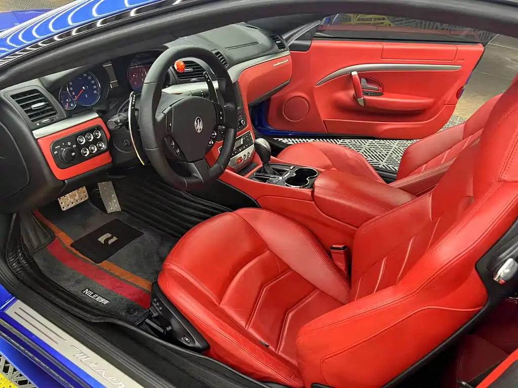 Maserati Granturismo 2015 — фото 6