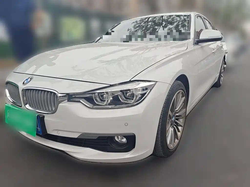 BMW 3 Series 2019 — фото 1