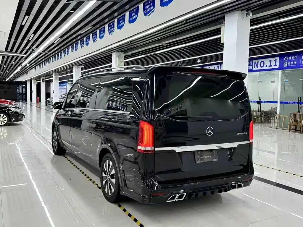 Mercedes-Benz Vito 2022 — фото 10