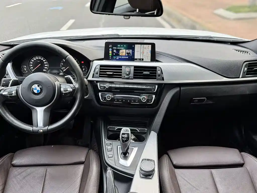 BMW 3 Series 2018 — фото 4