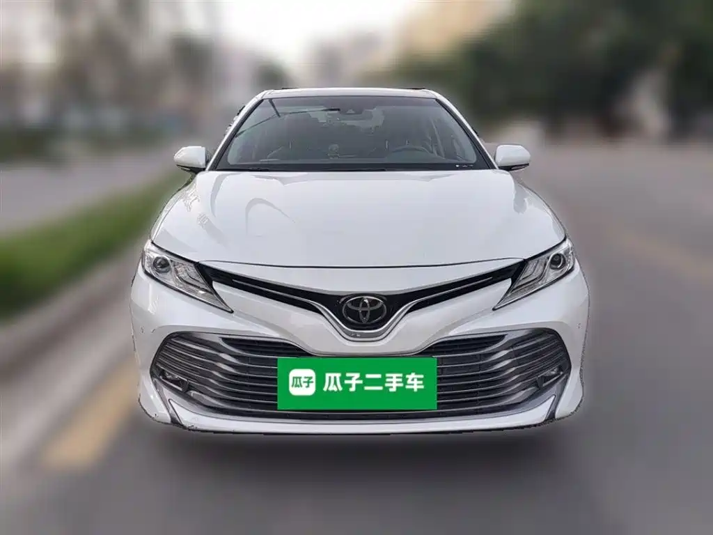 Toyota Camry 2020 — фото 24