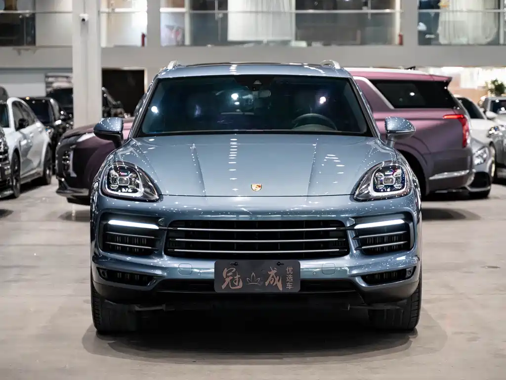Porsche Cayenne 2020 — фото 2