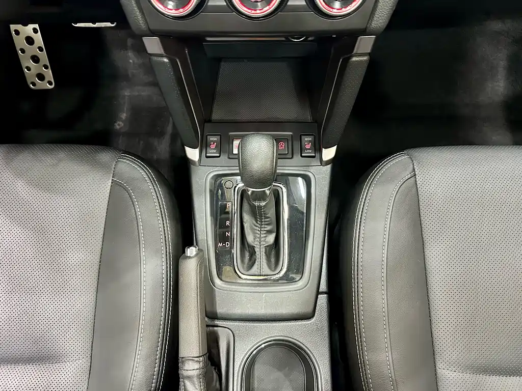 Subaru Forester 2018 — фото 15