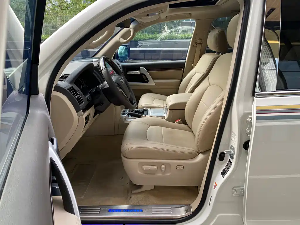 Toyota Land Cruiser 2019 — фото 20
