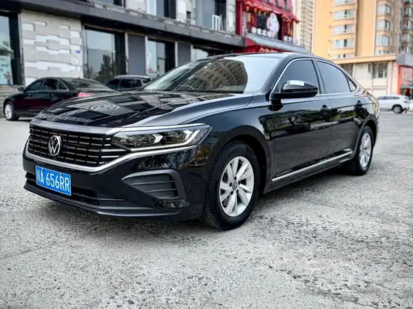 Volkswagen Passat 2022