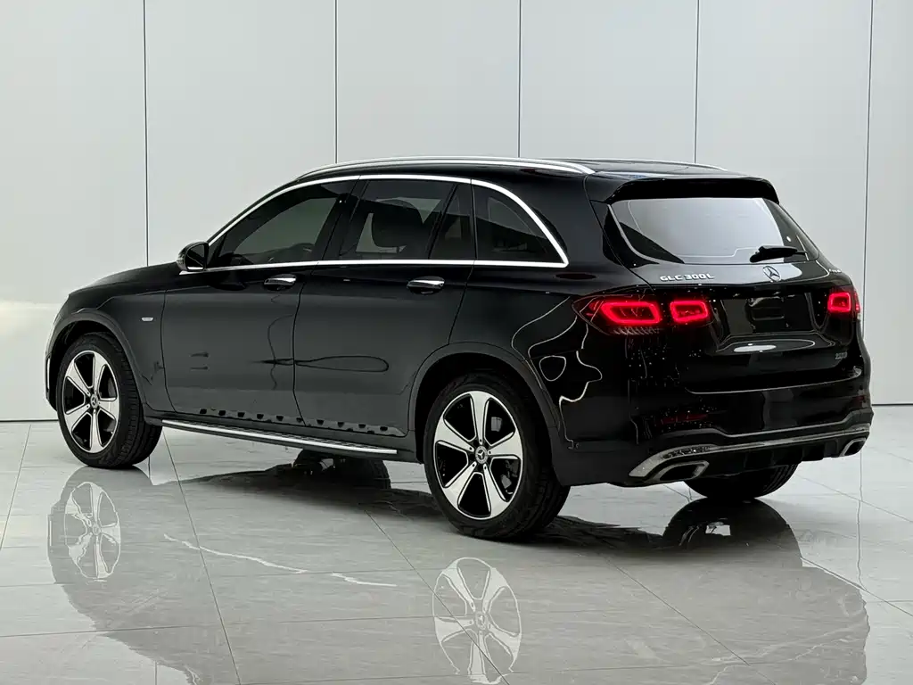 Mercedes-Benz GLC 2022 — фото 13