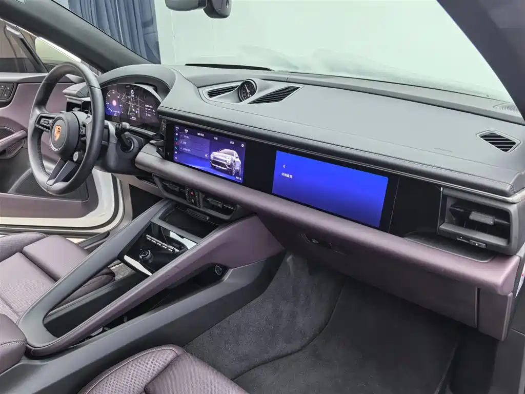 Porsche Macan New Energy 2025 — фото 27