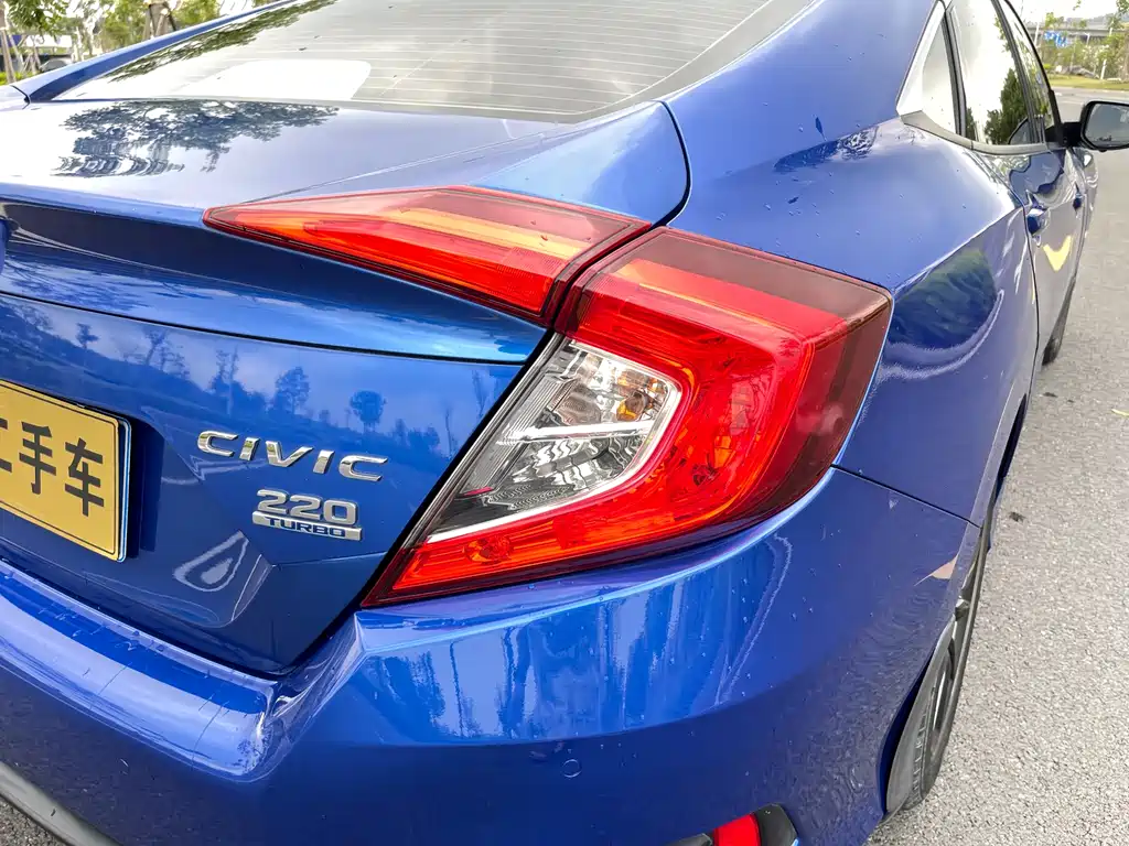 Honda Civic 2021 — фото 25