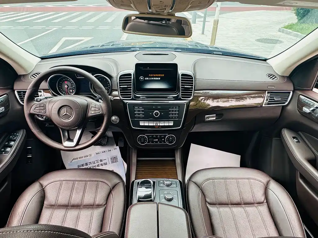 Mercedes-Benz GLS 2018 — фото 20