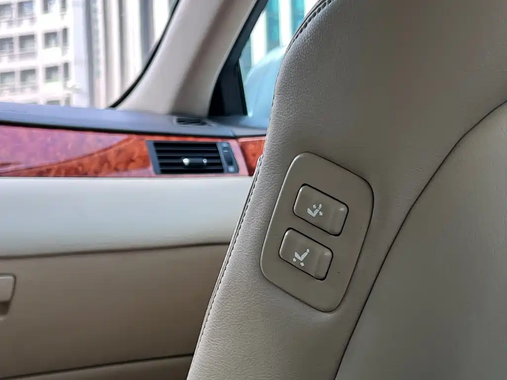 Toyota Crown 2008 — фото 13