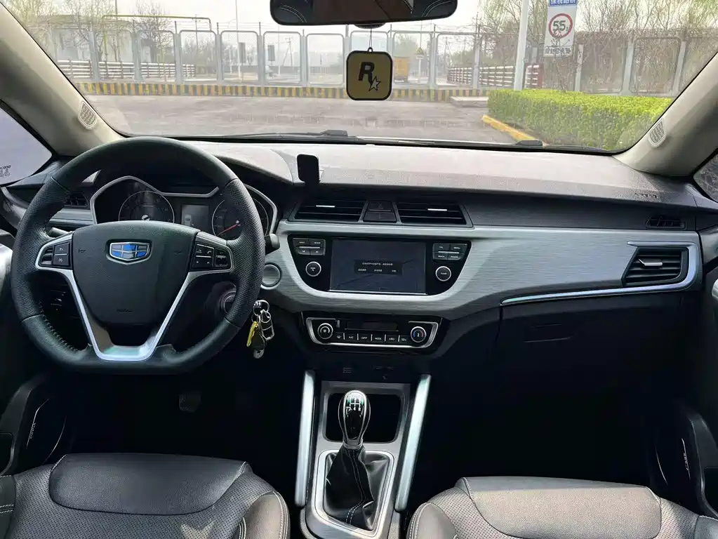 Geely Vision X3 2018 — фото 6