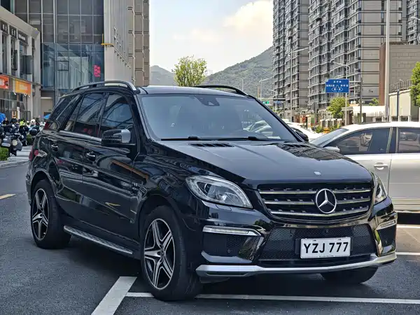 Mercedes-Benz M-Class AMG 2015