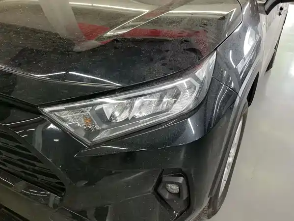 Toyota RAV4 2025