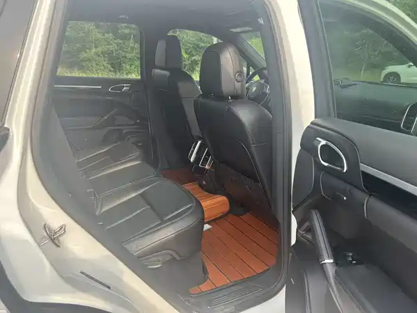 Porsche Cayenne 2015