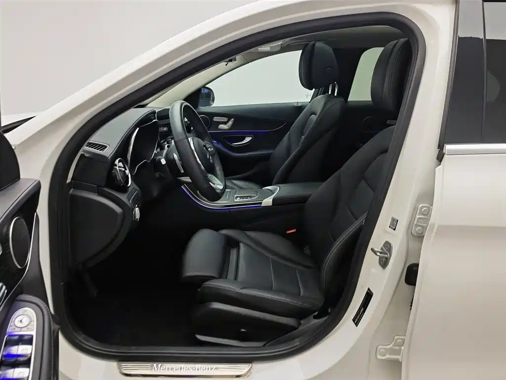 Mercedes-Benz C-Class 2021 — фото 10