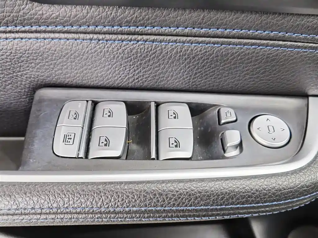 BMW 6 Series GT 2020 — фото 9