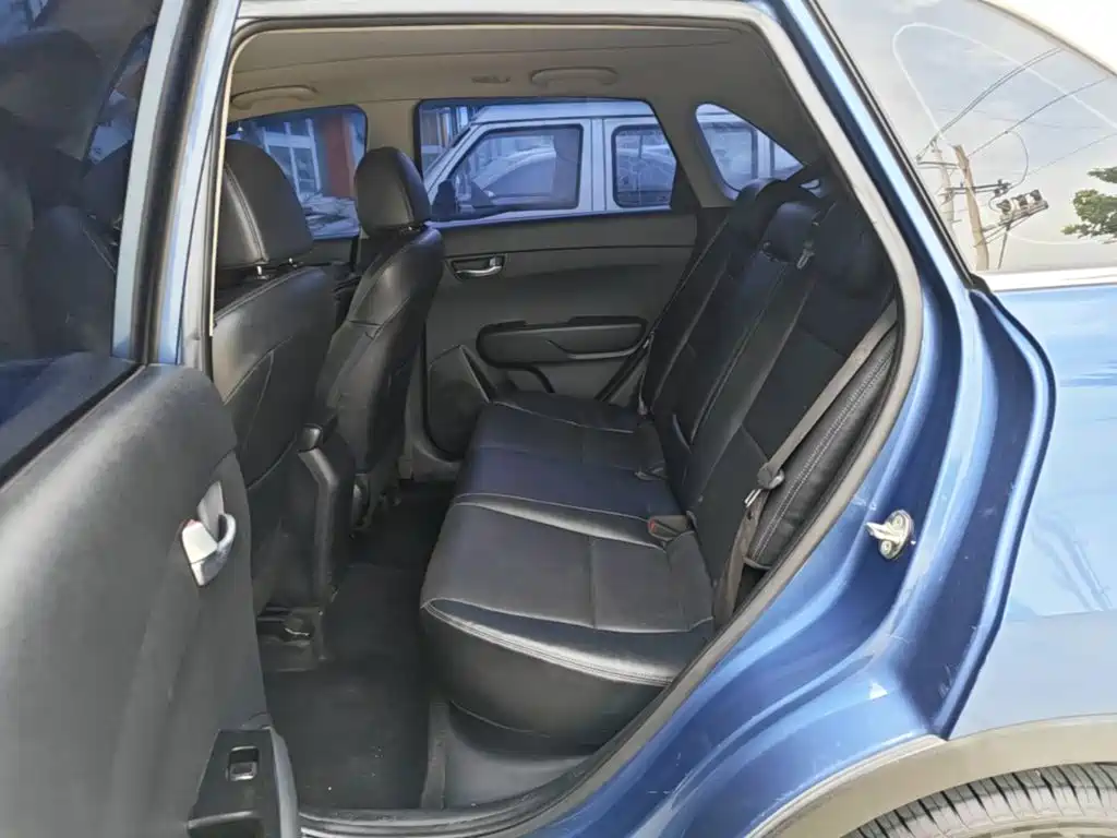 Kia KX3 2015 — фото 17