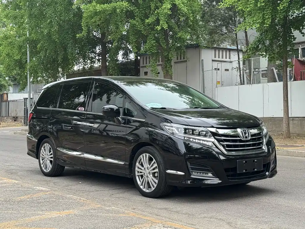 Honda Elysion 2017 — фото 4